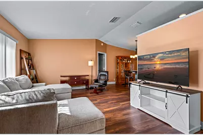 2201 NW 70th Lane, Margate, FL 33063 - Photo 14