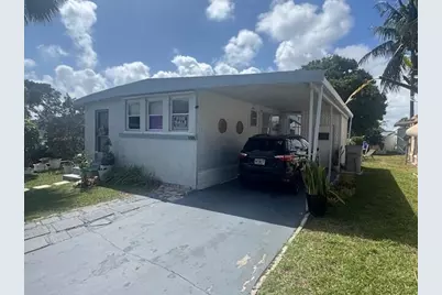 128 Havenwood Drive, Pompano Beach, FL 33064 - Photo 2