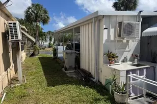 128 Havenwood Dr, Pompano Beach, FL 33064 - Photo 30