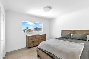 924 SE 2nd St, Fort Lauderdale, FL 33301 - Photo 8