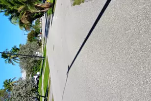 3031 NE 1st Ave, Pompano Beach, FL 33064 - Photo 4