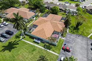 112 Bent Arrow Dr, Jupiter, FL 33458 - Photo 2