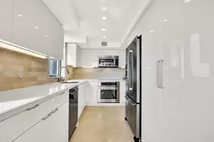 5380 N Ocean Dr, Singer Island, FL 33404 - Photo 10