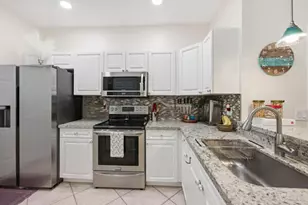 824 SE 4th Ct, Deerfield Beach, FL 33441 - Photo 12