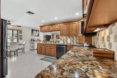 8001 NW 53rd, Lauderhill, FL 33351 - Photo 12