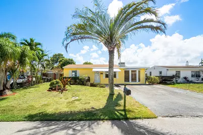 3109 Scanlan Avenue, Lake Worth Beach, FL 33461 - Photo 2