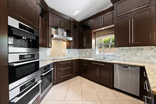 2850 E Sable Cir, Margate, FL 33063 - Photo 4