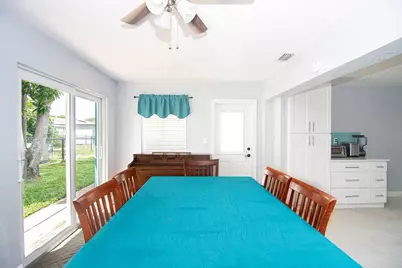 5711 NW 48th Avenue, Tamarac, FL 33319 - Photo 10