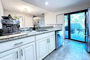 1008 10th Way, West Palm Beach, FL 33407 - Photo 2
