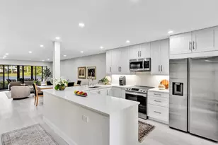 5056 Oakhill Ln, Delray Beach, FL 33484 - Photo 2