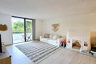 2500 Parkview Dr, Hallandale Beach, FL 33009 - Photo 1