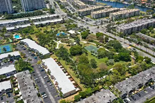 2212 NE 7th St, Hallandale Beach, FL 33009 - Photo 22