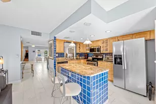 2212 NE 7th St, Hallandale Beach, FL 33009 - Photo 6
