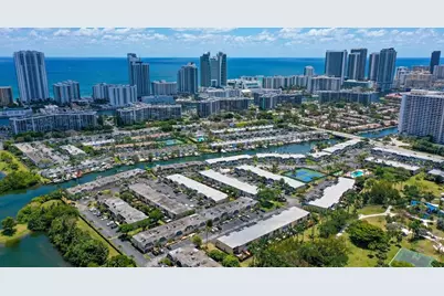 2212 NE 7th Street, Hallandale Beach, FL 33009 - Photo 2