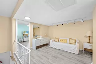 2212 NE 7th St, Hallandale Beach, FL 33009 - Photo 18