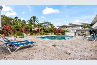 626 SW 14th Avenue #111, Fort Lauderdale, FL 33312 - Photo 2