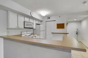 181 SW Palm Dr, Port Saint Lucie, FL 34986 - Photo 12