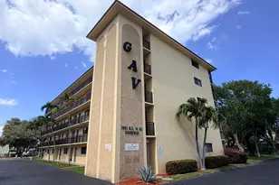2601 NE 14th St, Pompano Beach, FL 33062 - Photo 18