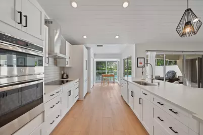 2236 Las Casitas Drive, Wellington, FL 33414 - Photo 6