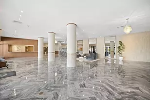5401 Collins Ave, Miami Beach, FL 33140 - Photo 26