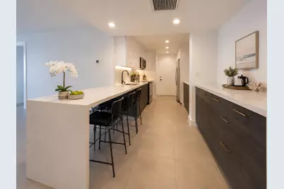 5401 Collins Avenue #620, Miami Beach, FL 33140 - Photo 8