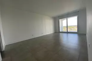 5401 Collins Ave, Miami Beach, FL 33140 - Photo 14
