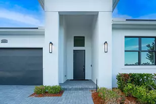 2293 SE Canopy Cove Ln, Port Saint Lucie, FL 34984 - Photo 6