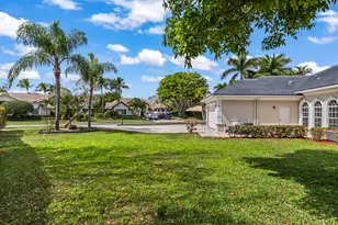 2296 Greenview Cove Dr, Wellington, FL 33414 - Photo 6