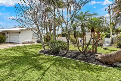 1180 NE Crescent Street, Jensen Beach, FL 34957 - Photo 44