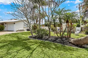1180 NE Crescent St, Jensen Beach, FL 34957 - Photo 44