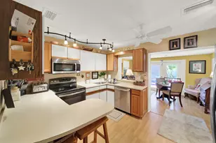 1180 NE Crescent St, Jensen Beach, FL 34957 - Photo 12