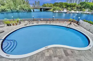 200 Diplomat Pkwy, Hallandale Beach, FL 33009 - Photo 18