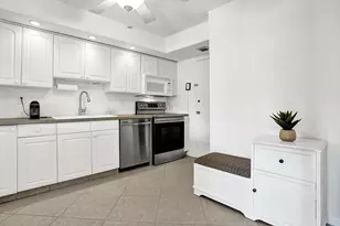 200 Diplomat Pkwy, Hallandale Beach, FL 33009 - Photo 10