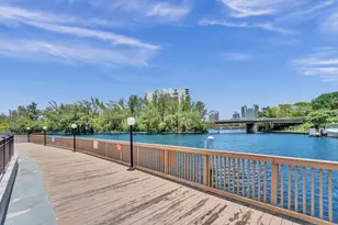 200 Diplomat Pkwy, Hallandale Beach, FL 33009 - Photo 26
