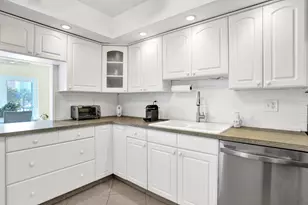 200 Diplomat Pkwy, Hallandale Beach, FL 33009 - Photo 6