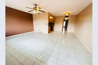 3057 Harwood E #3057, Deerfield Beach, FL 33442 - Photo 2