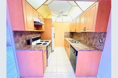 3057 Harwood E #3057, Deerfield Beach, FL 33442 - Photo 6