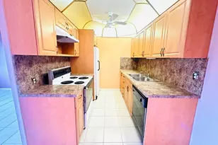 3057 Harwood E, Deerfield Beach, FL 33442 - Photo 6