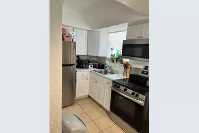 390 NE 42nd Court #A-b, Oakland Park, FL 33334 - Photo 2