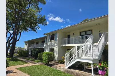 17 Westgate Lane #17h, Boynton Beach, FL 33436 - Photo 2