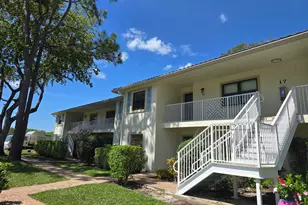 17 Westgate Ln, Boynton Beach, FL 33436 - Photo 2