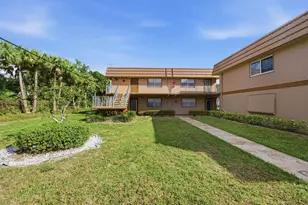 336 Brittany G, Delray Beach, FL 33446 - Photo 2