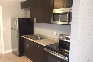 704 NW 4th St, Hallandale Beach, FL 33009 - Photo 1