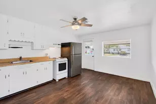 506 N Broadway, Lantana, FL 33462 - Photo 6