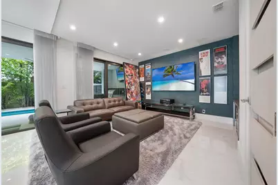 106 NE 16th Terrace, Fort Lauderdale, FL 33301 - Photo 6