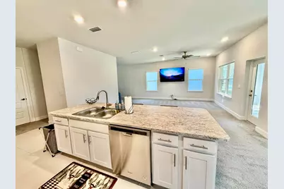 692 NE Turtleback Trail, Port Saint Lucie, FL 34983 - Photo 16