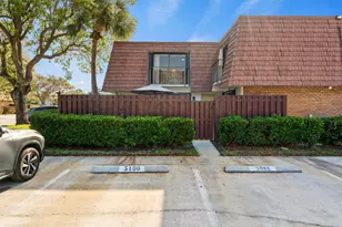 3100 SW Sunset Trace Cir, Palm City, FL 34990 - Photo 2