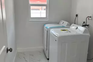 2747 Summit Blvd, West Palm Beach, FL 33406 - Photo 12