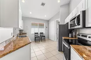 2277 Egret Cove Dr, West Palm Beach, FL 33411 - Photo 4