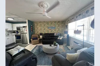 201 Kent L, West Palm Beach, FL 33417 - Photo 2